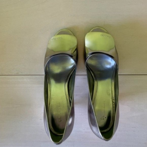 Calvin Klein Silver Heels - Size 8.5 - Picture 5 of 7